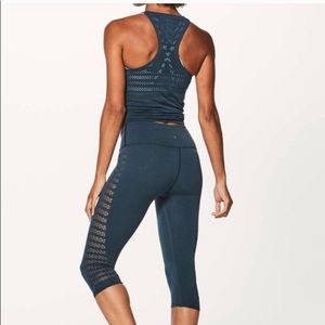 Lululemon Reveal Crop